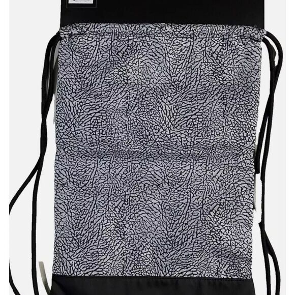 Jordan Jersey Gym Sack Drawstring Bag- 100Black/E - Picture 2 of 7